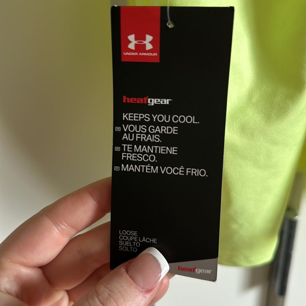 Under Armour Tank w tags - Picture 8 of 9